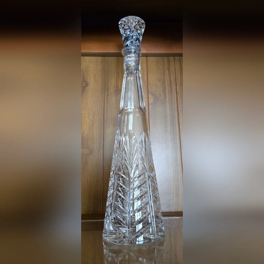 Portico | Crystal Decanter & Stopper | Crystal Clear Industries | Fifth Avenue